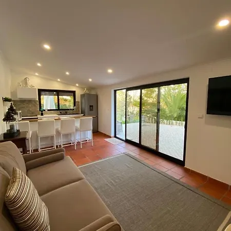 리조트 Marti Watersports